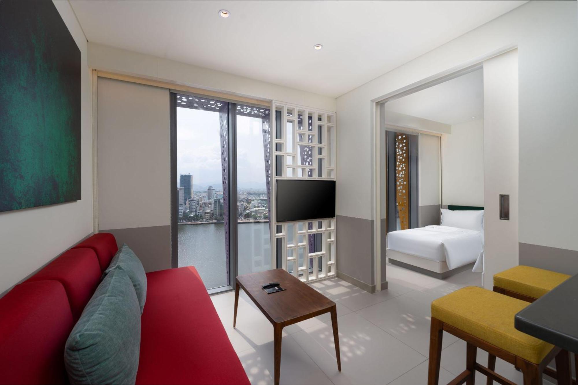 Hotel Wink Icon Riverside - Luxury - 24hrs & Rooftop Pool Bar 5*