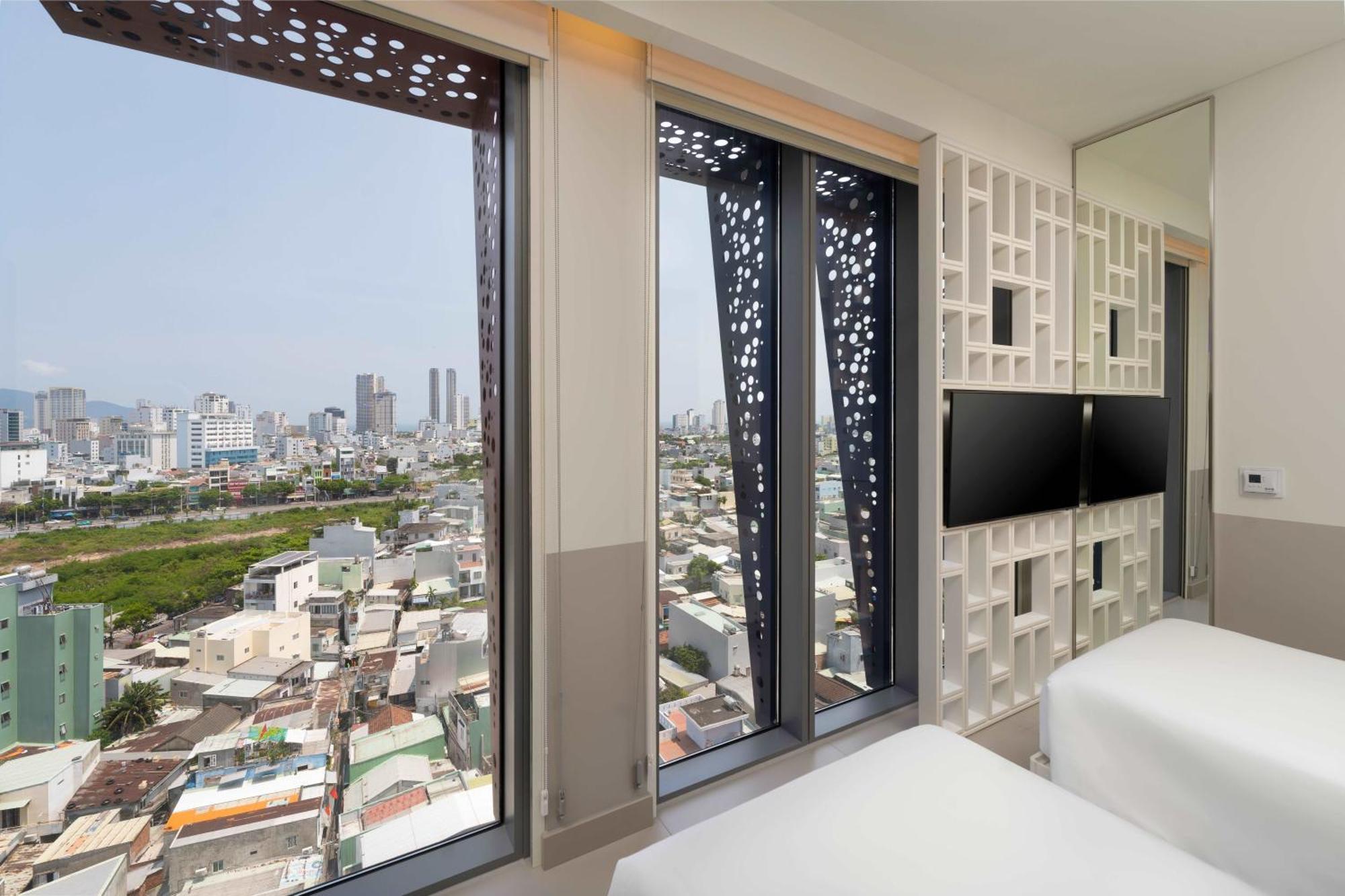 Hotel Wink Icon Riverside - Luxury - 24hrs & Rooftop Pool Bar 5*